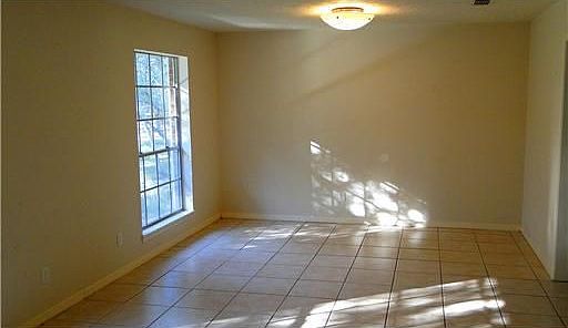 4th image of 13 Vista Ln