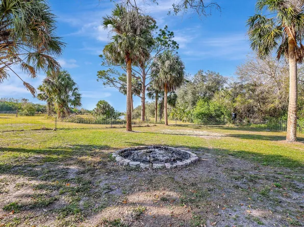 18925 NW 90th Lane, Okeechobee, FL 34972