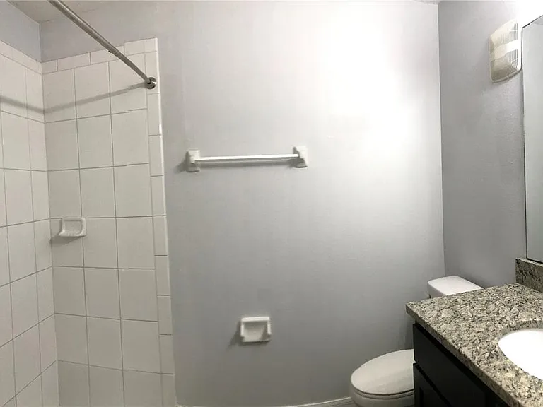 284 Gardner Ln #A — Photo 15