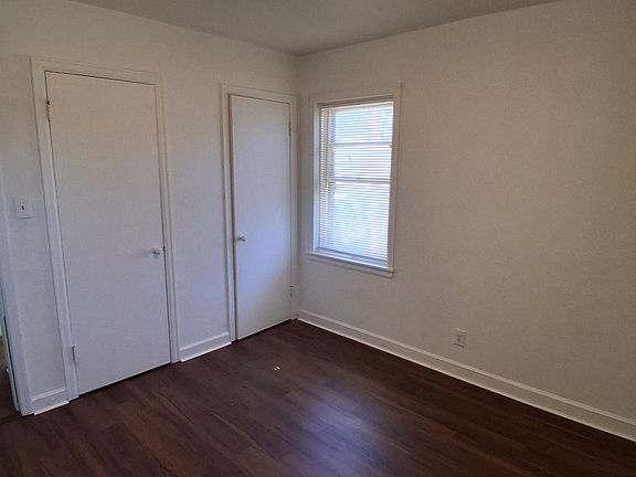 5th image of 1221 W Atkinson Ave