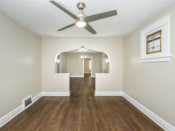 3rd image of 7052 Lindenwood Pl