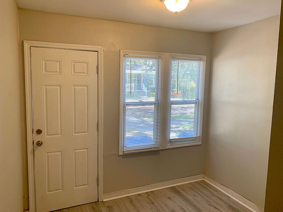 1st image of 540 13th Ave S