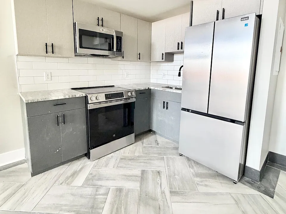 279 Chapel St #3K