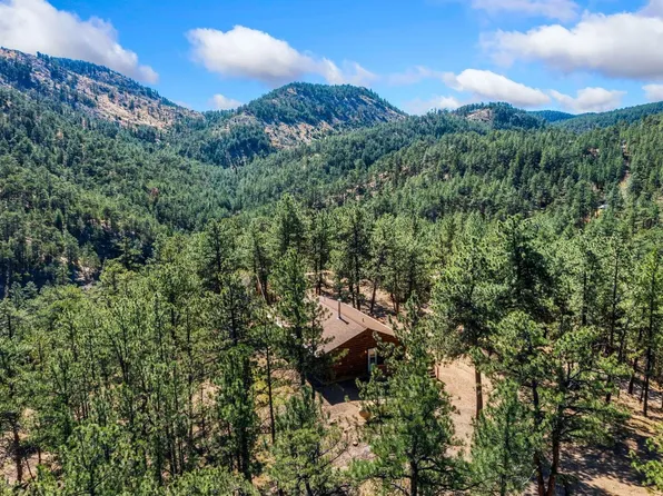 589 Keko Dr, Loveland, CO 80537