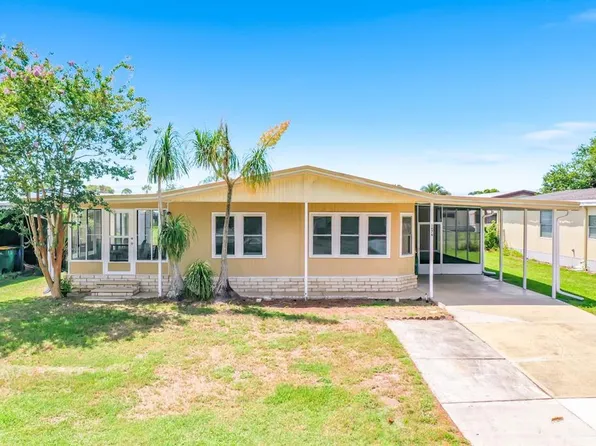 1676 ELKHART CIRCLE, TAVARES, FL 32778