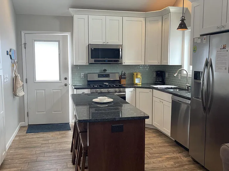 104 W Chadwick Way — Photo 3