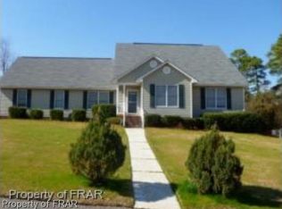 1518 Quail Holw, Fayetteville, NC 28304
