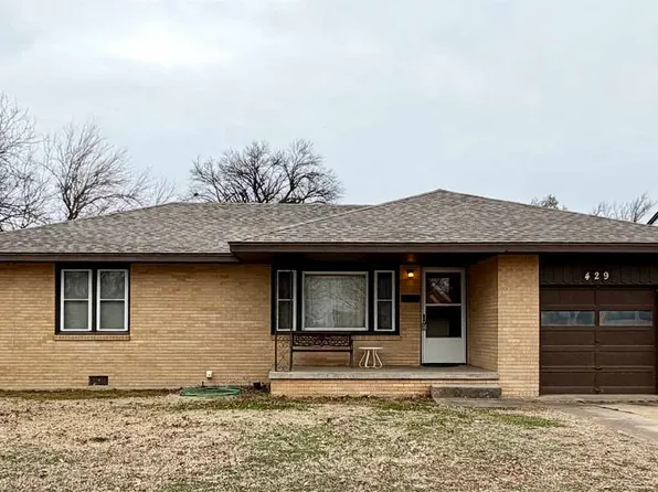 429 E Edwards Ave, Blackwell, OK 74631