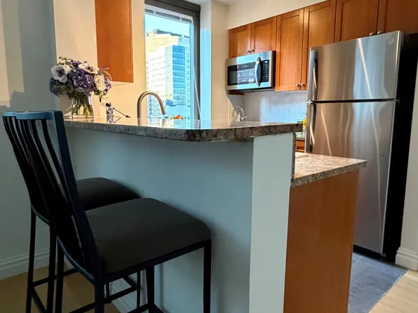 1500 Lexington Avenue image 5 of 16