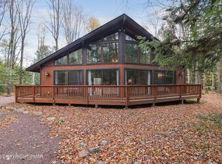 617 Lady Jennifer Ct, Blakeslee, PA 18610