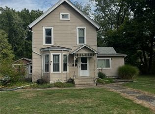 510 Day St, Ravenna, OH 44266