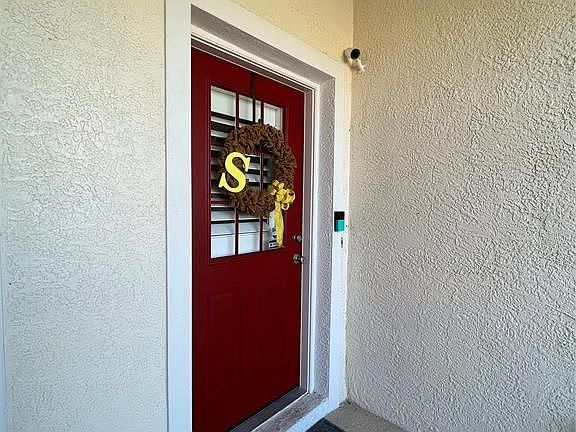 3rd image of 2340 Melrose Dr