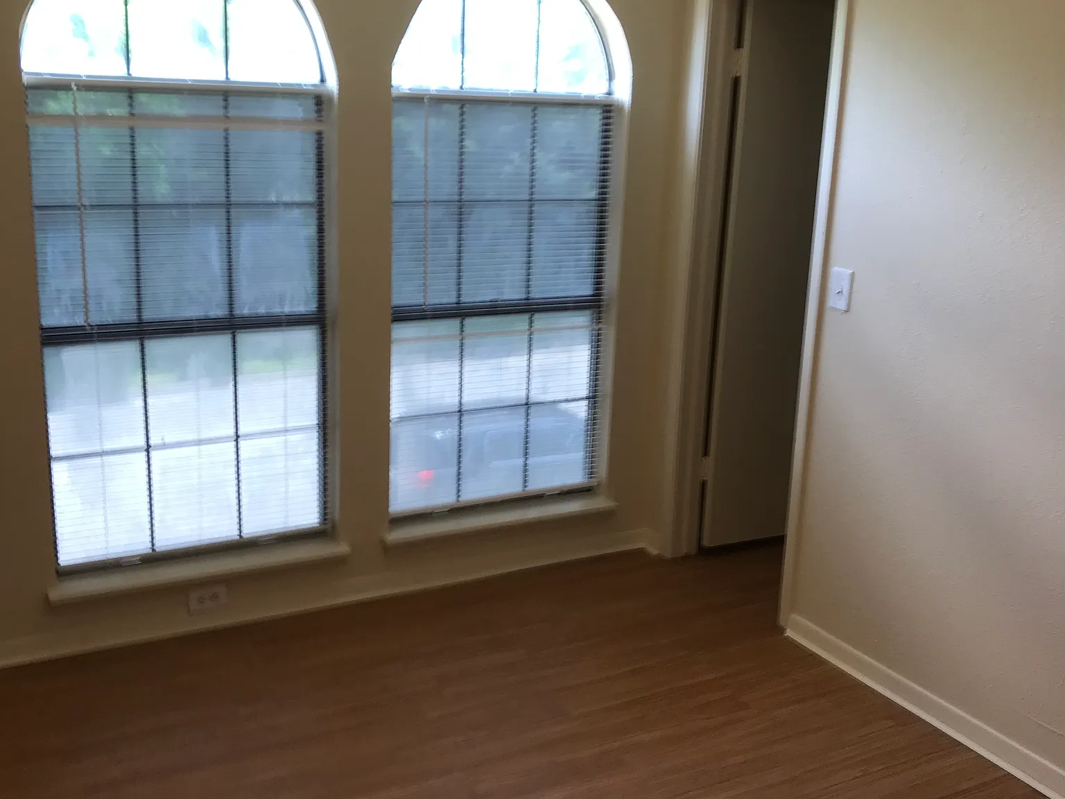 3 bed, 1376 sqft, $1,650 — Photo 3