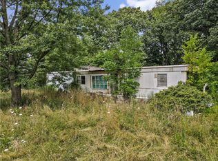 359 Sunrise Dr, Georgetown, PA 15043