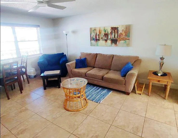 801 Hummingbird Way #205 — Photo 3