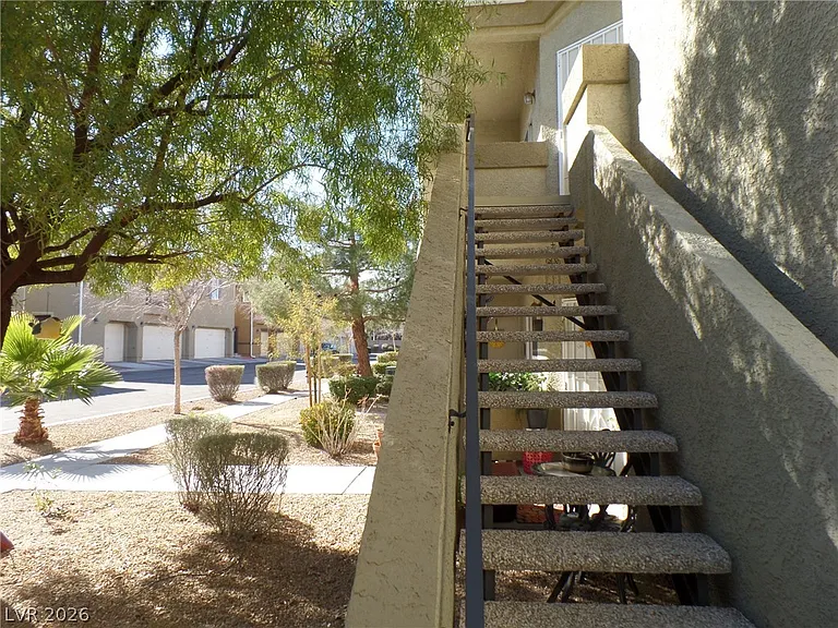 3917 Lazy Pine St #201 — Photo 27