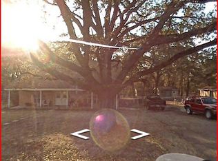 800 Oak Leaf Trl, Point, TX 75472
