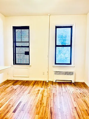 Rented by CitySites Real Estate Group | media 3