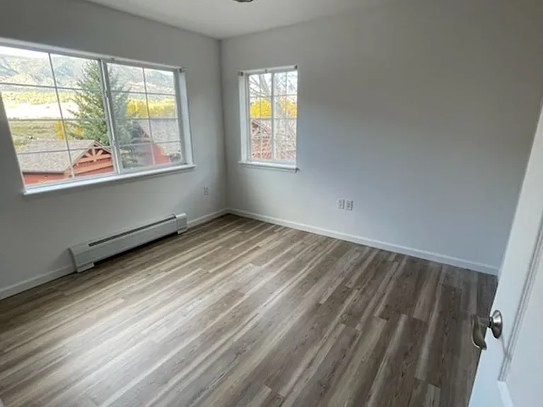 326 Riverview Dr #105 — Photo 3