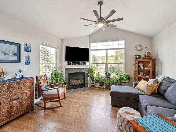 5th image of 246 Habitat Cir