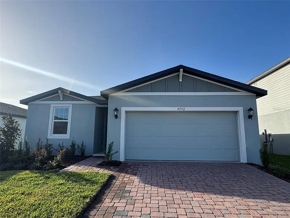 4552 Pickerel Weed Way