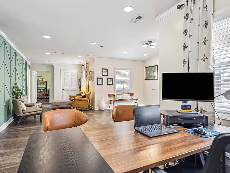 North Oaks Landing — Photo 15