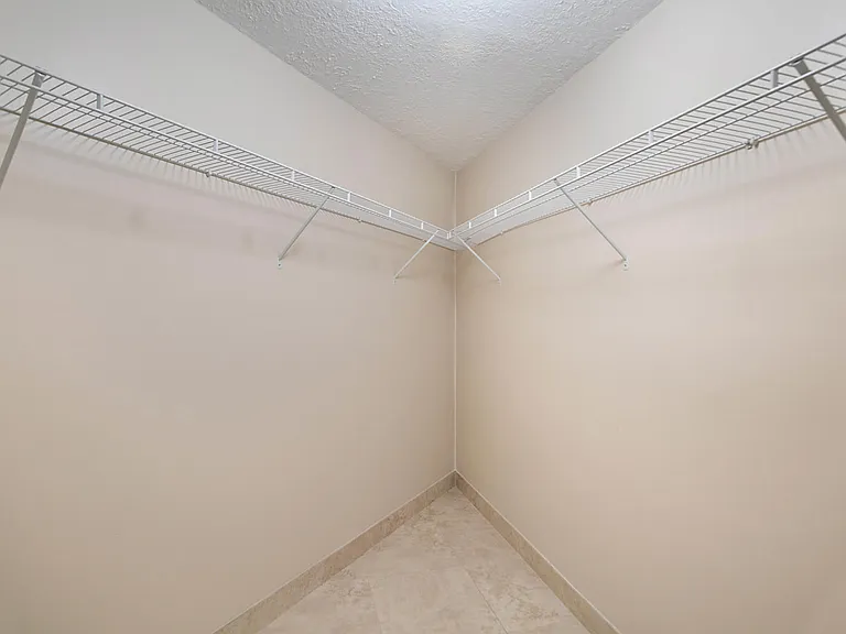 800 Jeffery St #409 — Photo 20