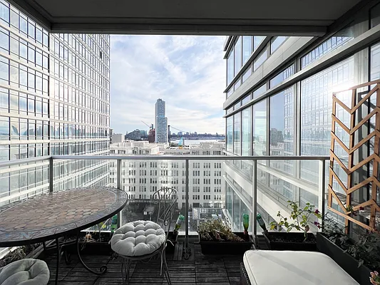 Sold by Owner | media 8