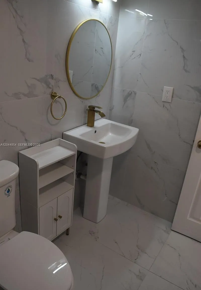 Las Estrellas Condo — Photo 2