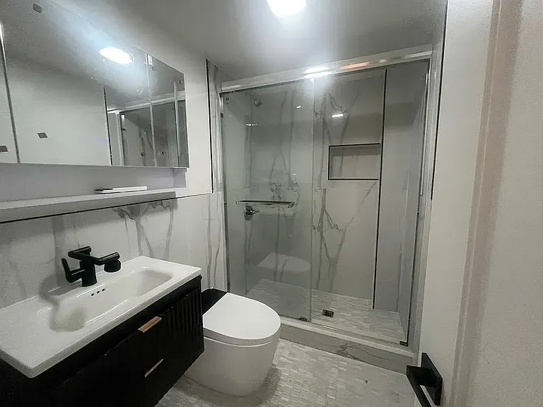 316 W 104th St #1D — Photo 3