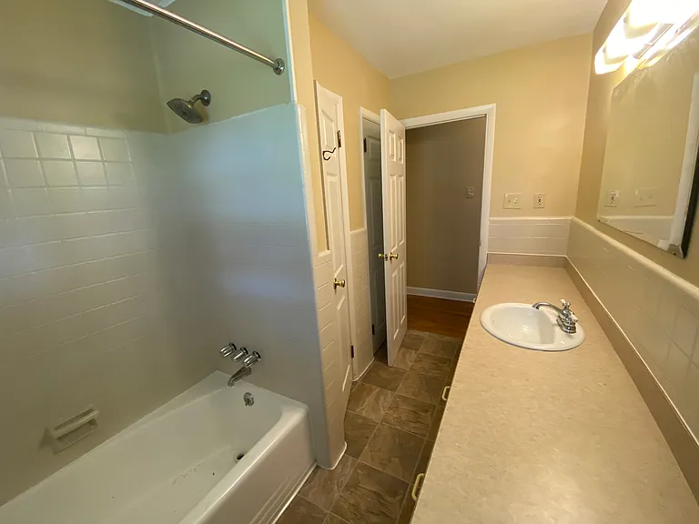 109 Caran Rd — Photo 21