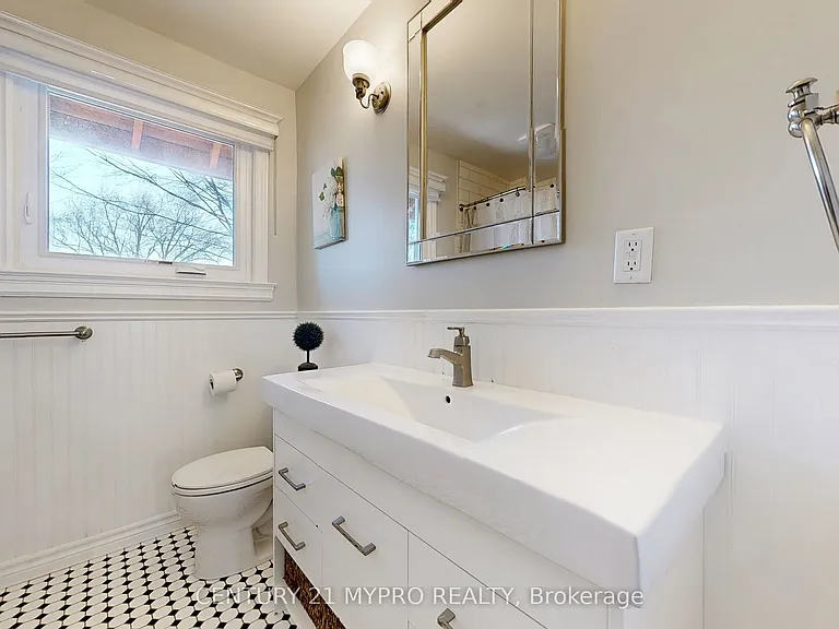 56 Bailey Cres #MAIN — Photo 21