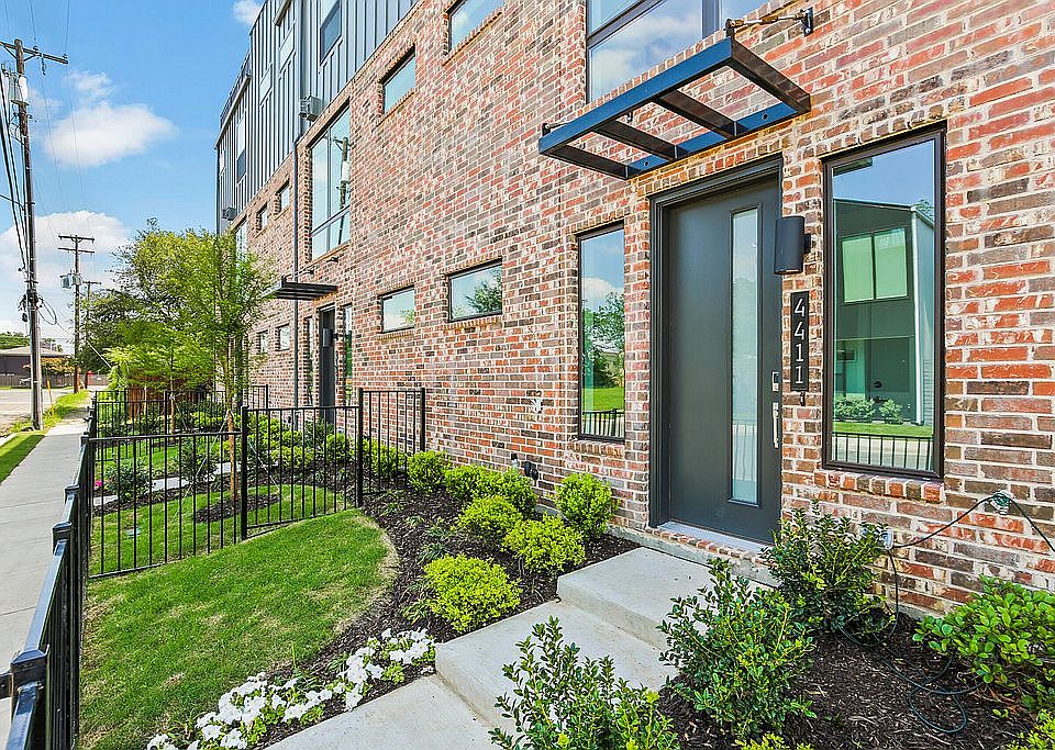 1st image of 4411 Viburnum Dr