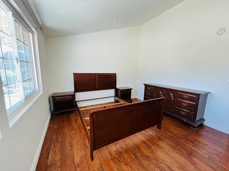 17215 Grayland Ave — Photo 22