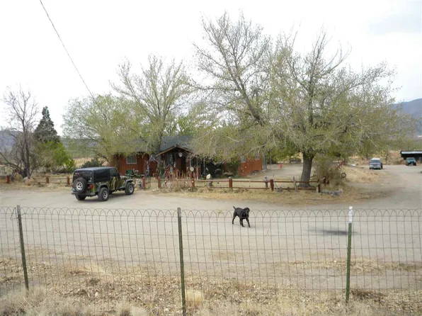 31 Foothill Rd, Smith, NV 89430