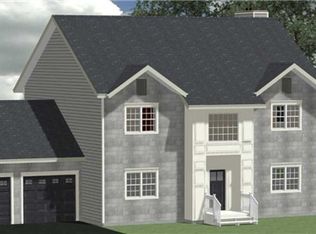 98 Main Ave, Centereach, NY 11755