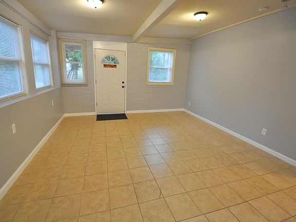 Living room/Front door