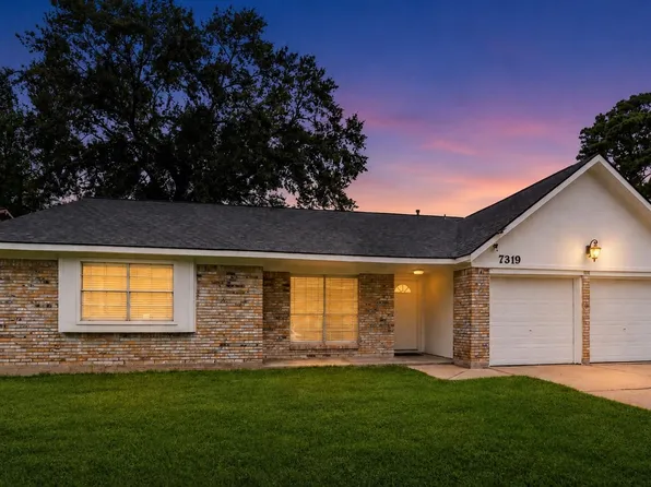7319 Tall Pines Dr, Houston, TX 77088
