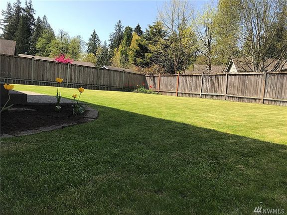 4th image of 11101 184th Avenue Pl E