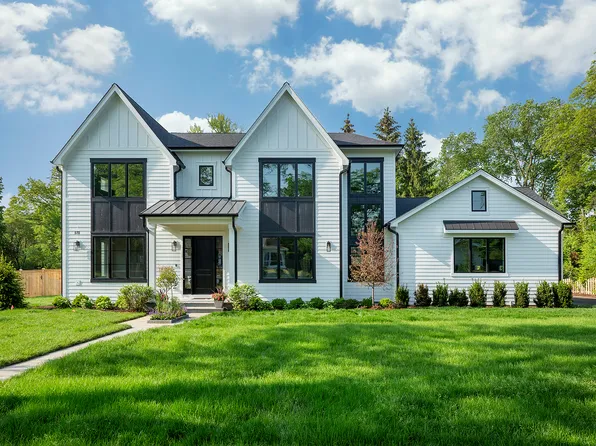 570 Westwood Ln, Glencoe, IL 60022