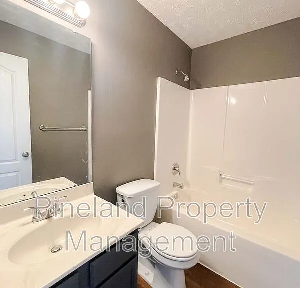 1621 Kershaw Loop — Photo 14