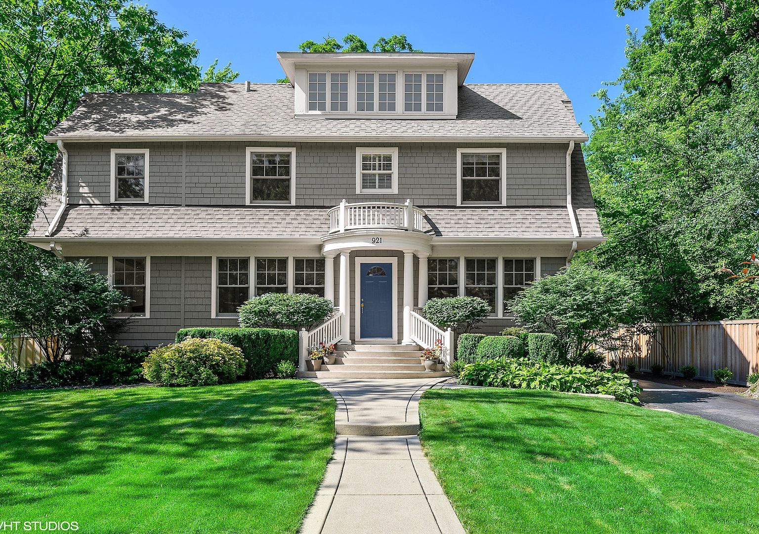 921 Pine St, IL 60093 Zillow