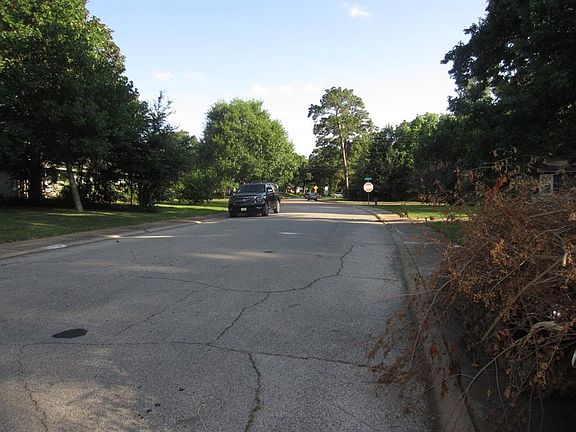 2nd image of 1111 Worthshire St