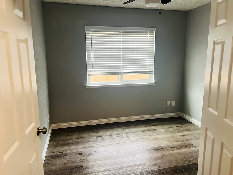 717 N Chestnut Ave — Photo 12