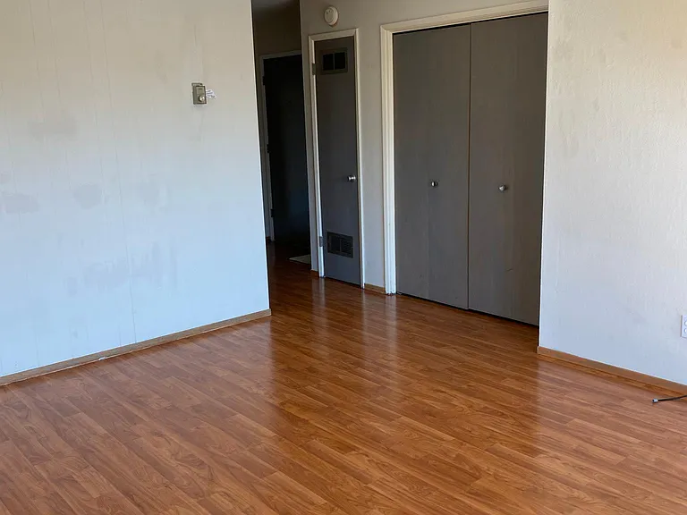 1528 Oxford St #3 — Photo 12
