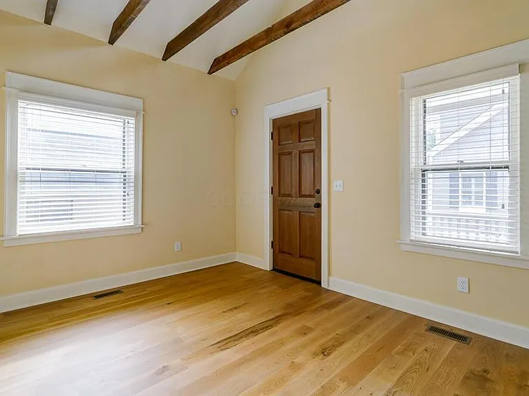 131 Lansing St — Photo 16
