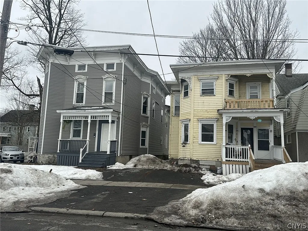 601-603 N Washington St photo 1