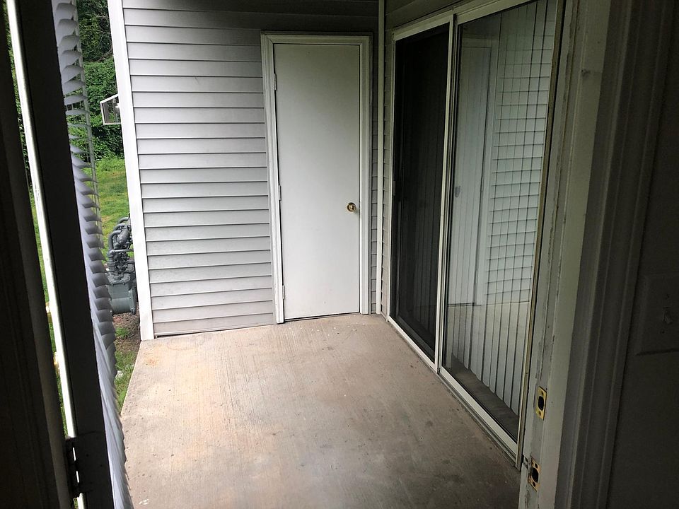 1st image of 465 Buckland Hills Dr #23213
