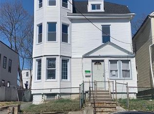 663 E 220th St, Bronx, NY 10467