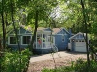 4219 Riverside Dr, Crystal Lake, IL 60014